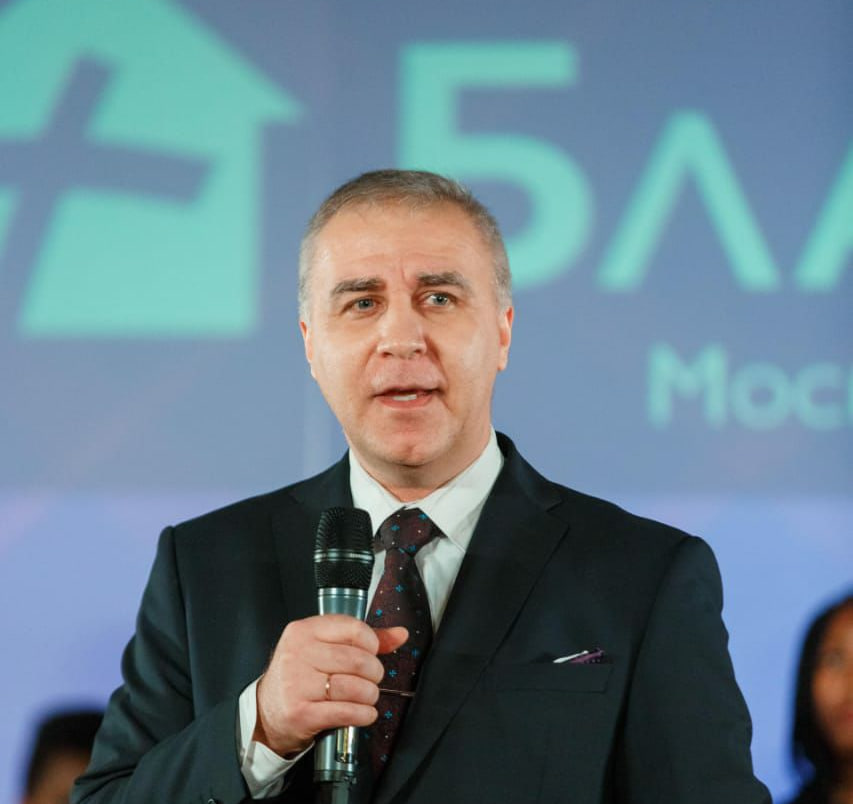 Дмитрий Хазанов